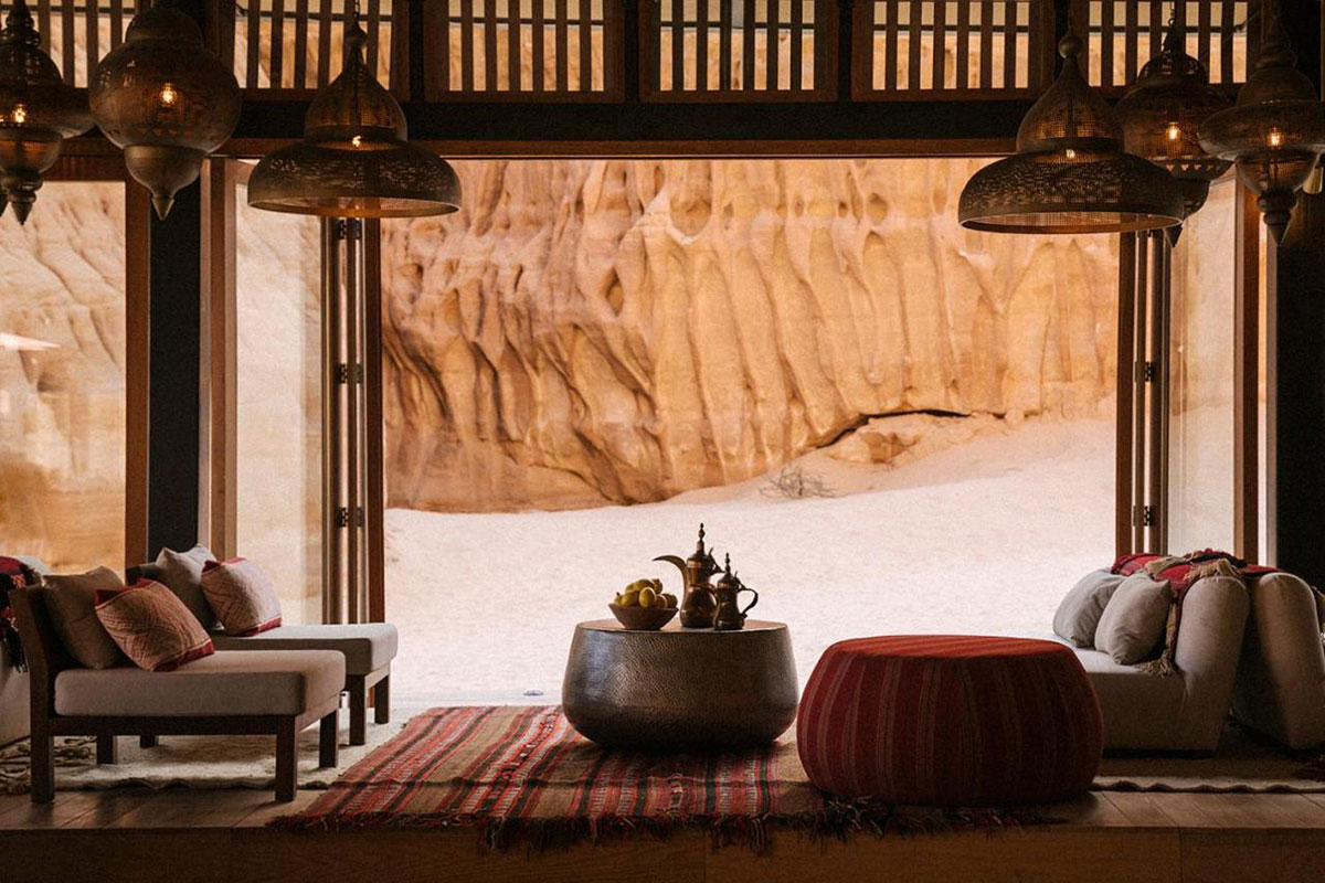 Drive into Desert – Yoga Wellness and Luxury